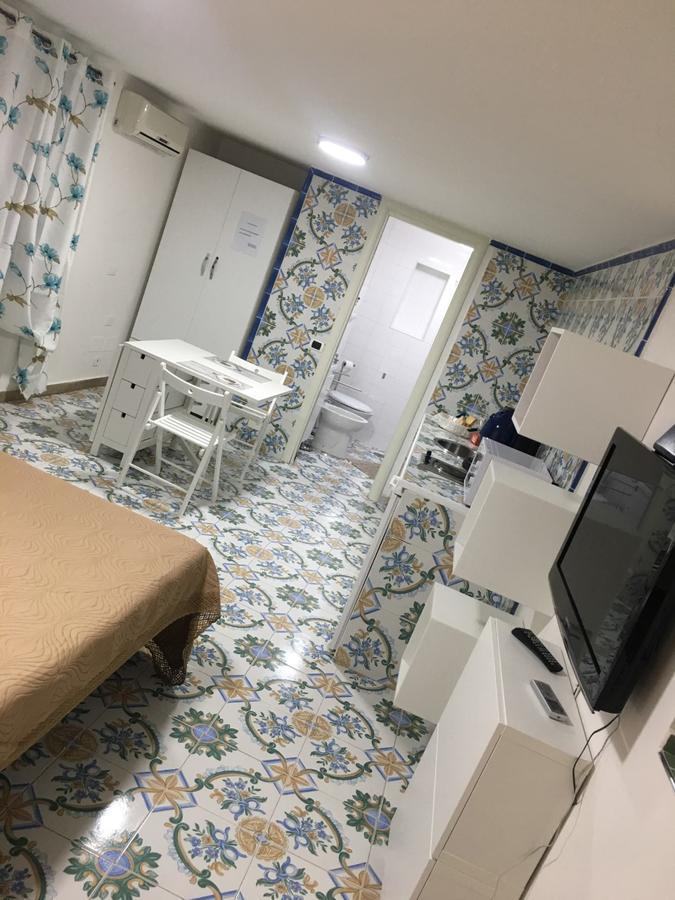 La Corte Del Re Borbone Bed & Breakfast Caserta Dış mekan fotoğraf